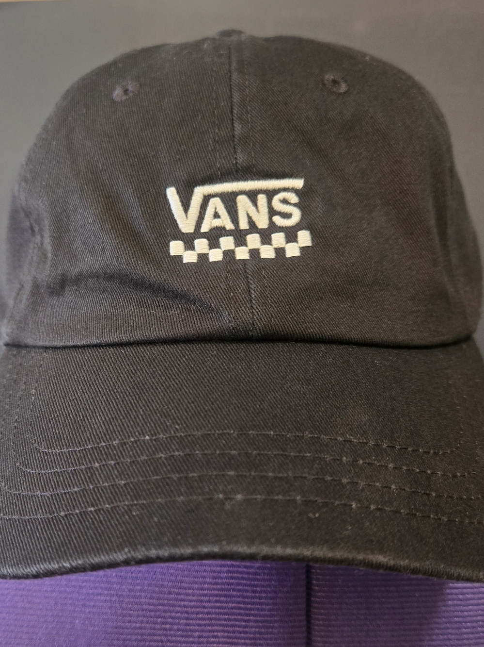 Vans- Off The Wall Black Hat with White Embroidered Logo